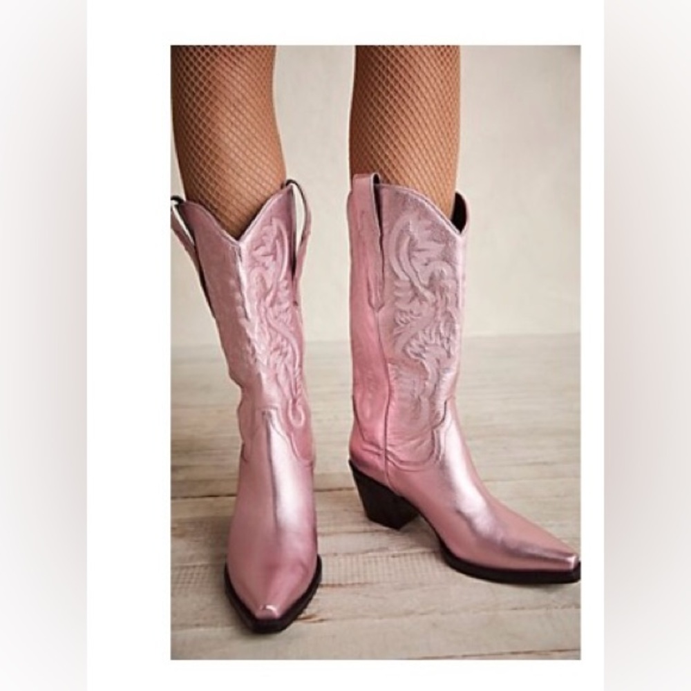 Dagger western boots light pink metallic